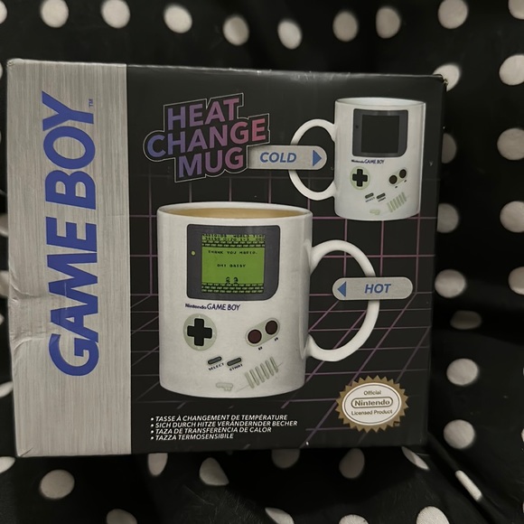 Gameboy Heat Changing Collectors 2016 Mug by Nintendo with Original Box - Picture 1 of 7